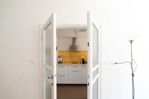 Corso Como A12| Apartment for 4 with one bedroom, living room with sofa bed, kitchen, balcony and bathroom with shower. With Wi-Fi, TV and air conditioning - HB Hall, flats in the centre of Milan.