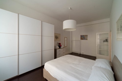 Navigli Darsena 9| Apartment for 4 with one bedroom, living room with sofa bed, kitchen and bathroom with shower. With Wi-Fi, TV and air conditioning - HB Hall, flats in the centre of Milan.