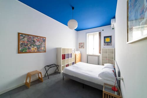 Navigli Darsena 10| Apartment for 4 with one bedroom, living room with sofa bed, kitchen and bathroom with shower. With Wi-Fi, TV and air conditioning - HB Hall, flats in the centre of Milan.