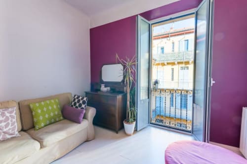 Navigli 7| Apartment for 4 with one bedroom, living room with sofa bed, kitchen, balcony and bathroom with shower. With Wi-Fi, TV and air conditioning - HB Hall, flats in the centre of Milan.