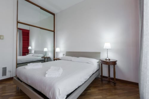 Porta Nuova 52| Appartement pour 2 personnes avec chambre, cuisine et salle de bains avec douche. Avec Wi-Fi, TV et climatisation - HB Hall, appartements dans le centre de Milan.