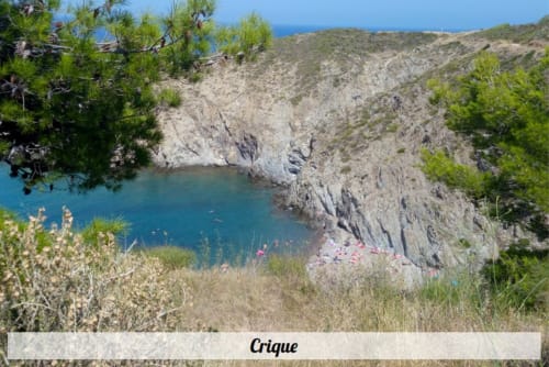 Petite crique rocheuse aux eaux turquoise près des Chambres D'hôtes Les2lions, Vernet-les-Bains