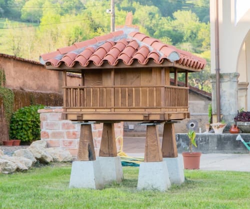 Traditional wooden horreo granary with terracotta roof at La Venta de Miyares in Asturias, Spain