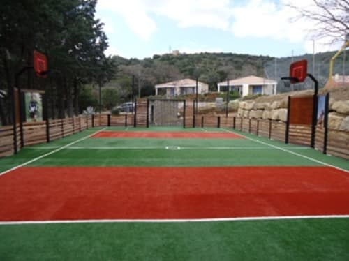 Terrain multisport - Péret