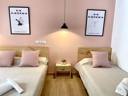 Opera Rooms | Alojamiento con mucho encanto en el centro de Madrid. Habitaciones amplias luminosas con baño privado. 