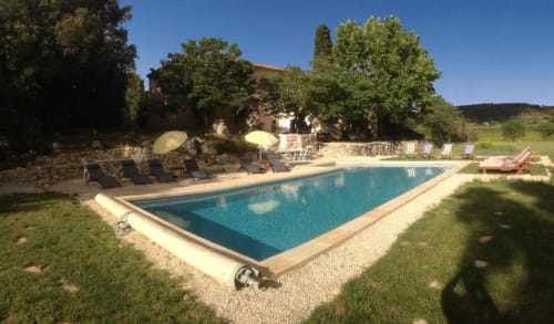 Mas de Regardebon location gite provençal jardin piscine vacances Provence Mazan Luberon