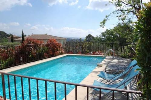Gîte avec piscine chauffée Seillans - Les Muriers d'engaspaty