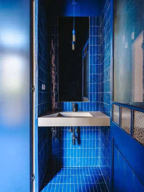 lavabo allotjament apartament olot garrotxa pavelló fàbrica descals disseny