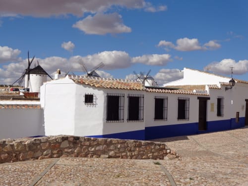 Fachada principal vivienda de uso turístico Matacabras - Casa el Yelmo de Mambrino