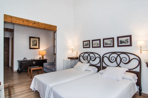 habitacion del hotel can moragues