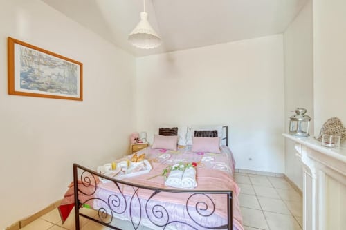 Gîte, location saisonnière, maison de vacances,  Le Patio de Mimi - proche Marquion- proche E-Valley- chambres confortables avec literie de qualité, connexion wi-fi gratuite, tv dans chaque chambreGîte Le Patio de Mimi, location de vacances avec patio, Gîte avec cuisine équipée, maison de vacances avec terrasse, location saisonnière familiale, gîte tout confort avec terrasse et parking privé, hébergement de charme avec extérieur, vacances reposantes en 59/62 Nord Pas de Calais
