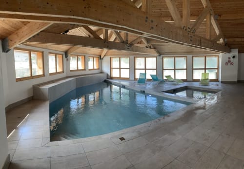 Oreeduloup, location la Joue du loup, Studio Ptilou B36 2/4 personnes, vue montagne, ski, mélèzes des chaumates, chalet Grand'loup, chalet jappeloup , hameau des cimes, Eden des cimes