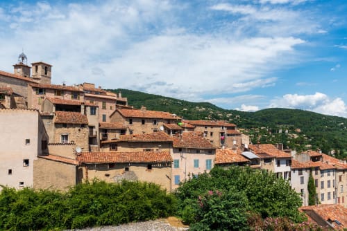 Seillans village provence - Les Muriers d'engaspaty