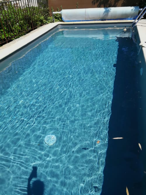 piscine sécurisée location Var - Les Muriers d'engaspaty