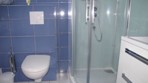 chambre double carbec cabinet toilettes douche attenant trauchandières saint malo