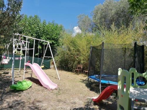 location avec espace pour enfants Seillans - Les Muriers d'engaspaty
