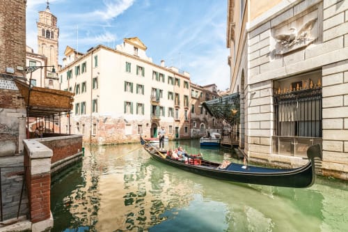 Family Apartment, Canal View, Fenice, Casanova, Opera house, Maria Callas, AD Place, Venice
