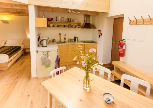 Room with free wifi, pool and sea view in Cavalo de Madeira- Arelho, Portugal

