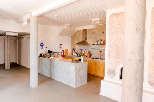 Cavalo de Madeira Guesthouse - Arelho, Portugal - overlooking the lagoon and the sea - former vineyard - recently built rooms 