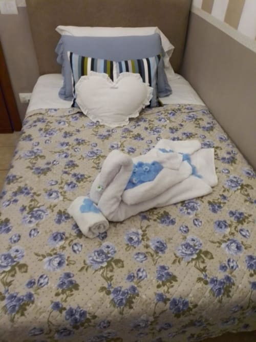 Accoglienza e KIT di cortesia per la Camera Camelia - B&B Le Camere di Livia.