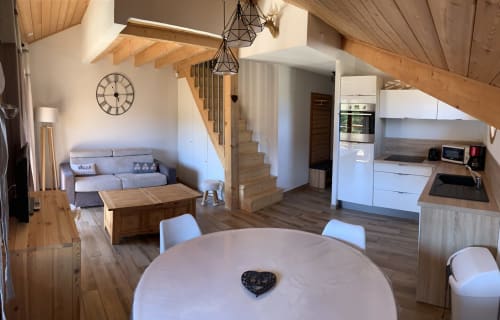 oree du loup, studio Ptilou B36, vue montagne, location studio montagne la joue du loup. ski