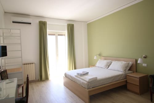 Agrigento, camera matrimoniale con vista Templi e mare, bagno privato e WiFi - B&B L'Alba sui Templi in Sicilia.