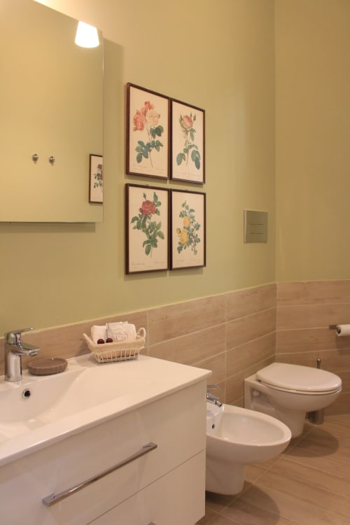 Agrigento, bagno privato camera matrimoniale con bidet, lavandino e asciugamani - B&B L'Alba sui Templi in Sicilia.