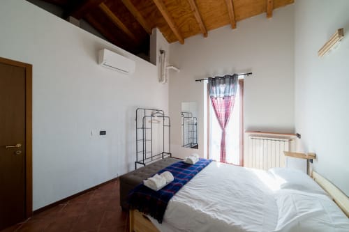 Magenta Polo Home| Apartment for 4 with one bedroom, living room with sofa bed, kitchen and bathroom with shower. With Wi-Fi, TV and air conditioning - HB Hall, flats in the centre of Milan.