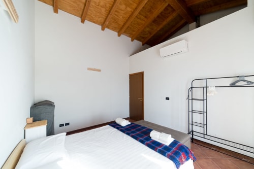 Magenta Polo Home| Apartment for 4 with one bedroom, living room with sofa bed, kitchen and bathroom with shower. With Wi-Fi, TV and air conditioning - HB Hall, flats in the centre of Milan.