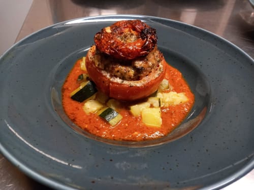 Tomate farcie faite maison par Valérie avec des produits locaux des hautes alpes