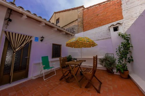 Alojamientos en Xàtiva y Alzira, España - con cocinas equipadas y wifi gratuito