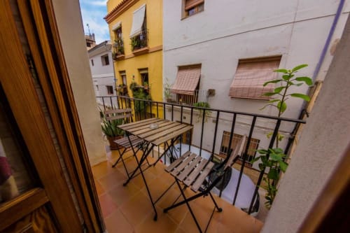 Alojamientos en Xàtiva y Alzira, España - con cocinas equipadas y wifi gratuito