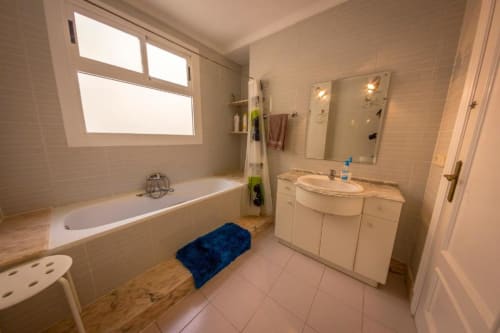 Alojamientos en Xàtiva y Alzira, España - con cocinas equipadas y wifi gratuito