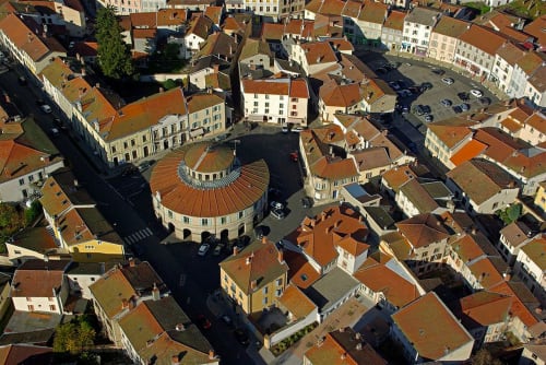 Ambert et sa Mairie ronde