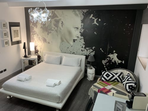 You and Me studio in Urbino for 3 with double bed and sofa bed, table and towels - near Casa Marzi in Pesaro, Marche.