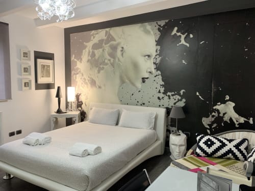 You and Me studio in Urbino for 3 with double bed and sofa bed, table and towels - near Casa Marzi in Pesaro, Marche.