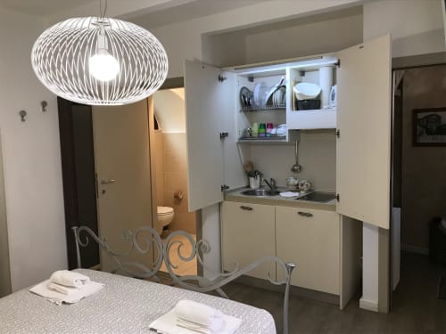 Otaksa studio in Urbino for 2 with fully equipped kitchen - near Casa Marzi in Pesaro, Marche.