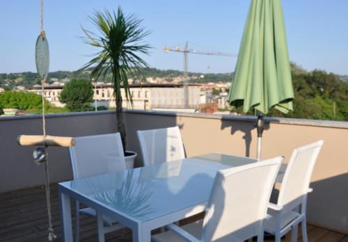 Terrazza Casa Marzi a Pesaro al mare, Marche, vicino B&B Albornoz a Urbino.