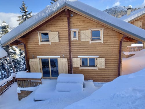 location la Joue du loup, Oreeduloup, montagne, ski, chalet Japp'loup 10/12 personnes, chalet Grand Loup 14/16 personnes, hameau des cimes, eden des cimes, studio ptilou B36, melezes des chaumates