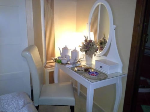 Camera matrimoniale con bagno privato - Orchidea a B&B Villa Bella a Catanzaro, Calabria.