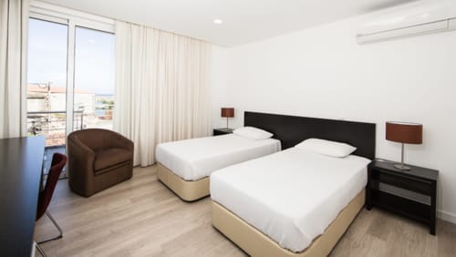 Apartamentos com vistas panorâmicas para o mar - design - contemporâneo- Madalena - Portugal