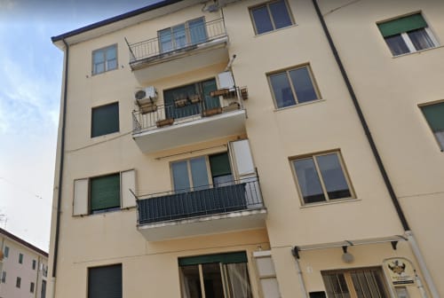 Struttura esterna B&B Stadio a Catanzaro, vicino mare, Calabria.