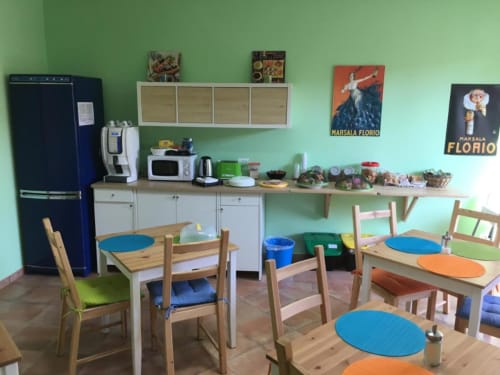 Sala colazione comune del B&B Tramonti d'aMare a Marsala, Trapani, Sicilia.