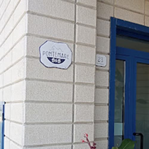 Entrance to the B&B Pontemare in Collemarino, Ancona, Marche.
