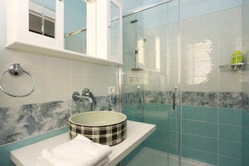 Scala Garden intero appartamento| Per 12 persone con cinque camere da letto, quattro bagni, cucina moderna, soggiorno e bellissimo giardino con patio - Scala Garden Apartments nel centro di Firenze, Toscana.