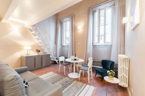 Scala Garden Borgo Pinti 1| For 4 people with a double bed, private bathroom, small equipped kitchen and living room - Scala Garden Apartments in the center of Florence, Tuscany.
