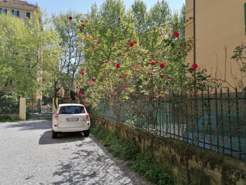 Il Giardino di Elettra - Monolocale 3 posti letto. Parcheggio gratuito. Genova.