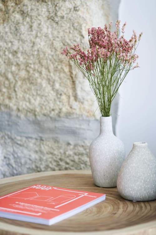 Modern and equipped apartments in Porto. Free Wi-Fi access. Near the Porto Coliseum, the Bolhão Market and the FC Porto Museum.