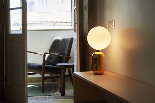 Modern and equipped apartments in Porto. Free Wi-Fi access. Near the Porto Coliseum, the Bolhão Market and the FC Porto Museum.