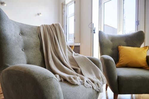 Modern and equipped apartments in Porto. Free Wi-Fi access. Near the Porto Coliseum, the Bolhão Market and the FC Porto Museum.